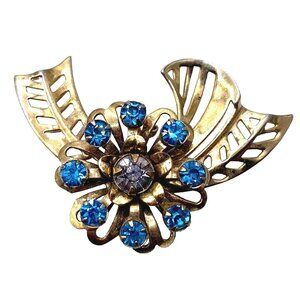 Vintage Blue Faceted Flower Gold Tone Fashion Brooch Pin Open Work Round Stones